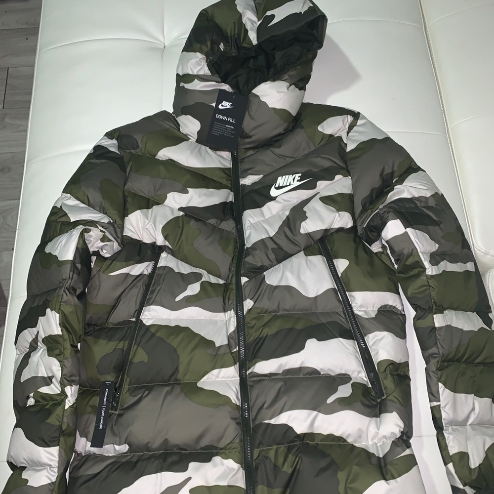 Mens Nike Sportswear Down Fill Windrunner Jacket